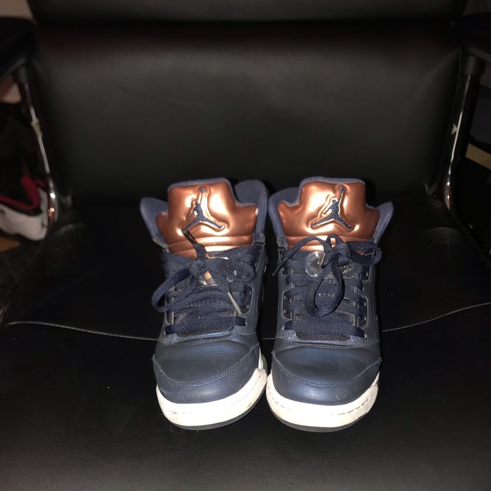 Air Jordan 5 Retro sneakers